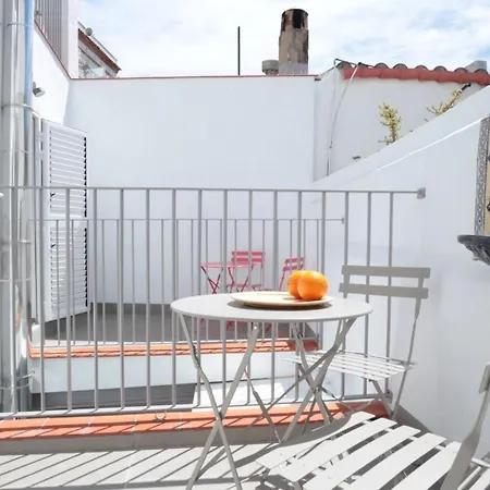 Charming Casa In Centre & Minutes To Vakantiehuis