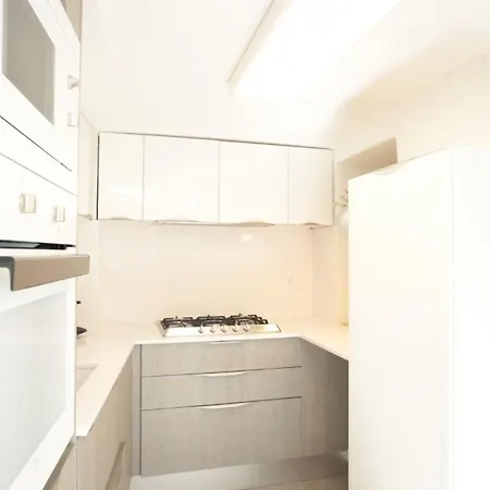 Charming Casa In Centre & Minutes To Vakantiehuis *