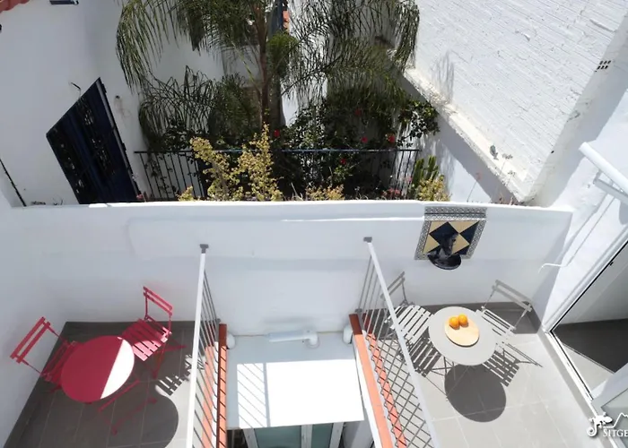 Charming Casa In Centre & Minutes To Casa de Férias Sitges