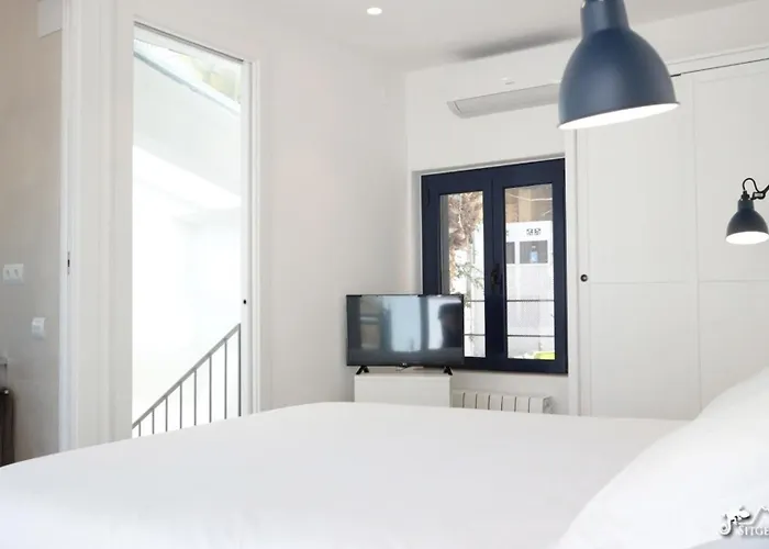Charming Casa In Centre & Minutes To * Sitges