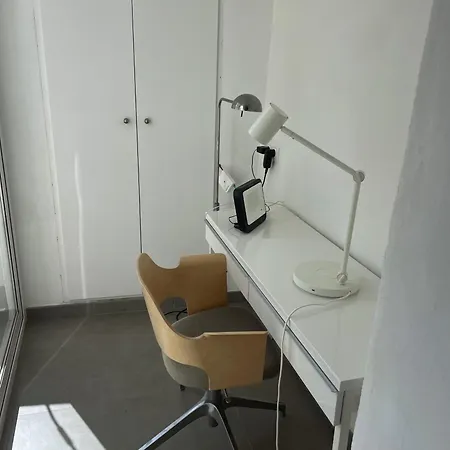 Charming Casa In Centre & Minutes To Nyaraló Sitges